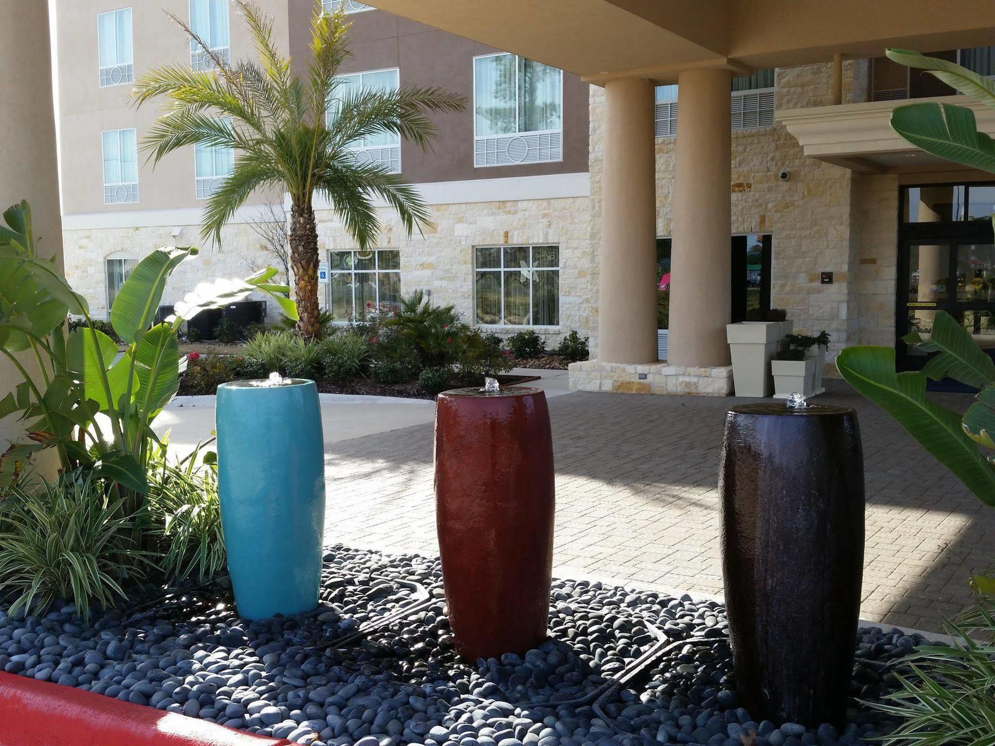 Holiday Inn Express And Suites Atascocita - Humble - Kingwood By Ihg Exterior foto